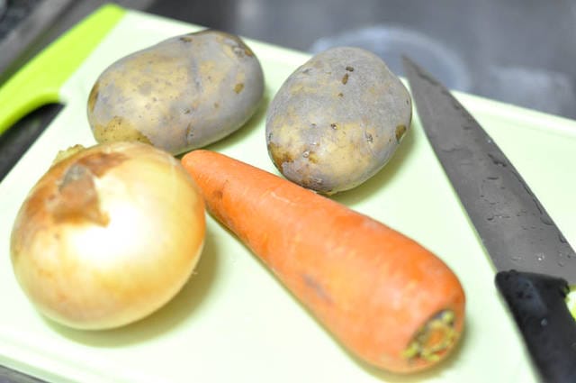 【Cook】甜美小廚娘食譜——讓人停不下口的雞肉咖哩飯