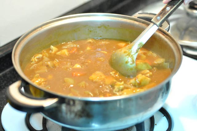 【Cook】甜美小廚娘食譜——讓人停不下口的雞肉咖哩飯
