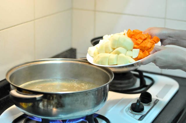 【Cook】甜美小廚娘食譜——讓人停不下口的雞肉咖哩飯