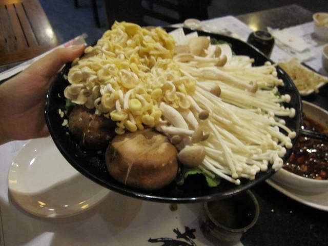 台北美食 東區-單點式的“老四川” 以及 吃到飽的“鍋大爺”