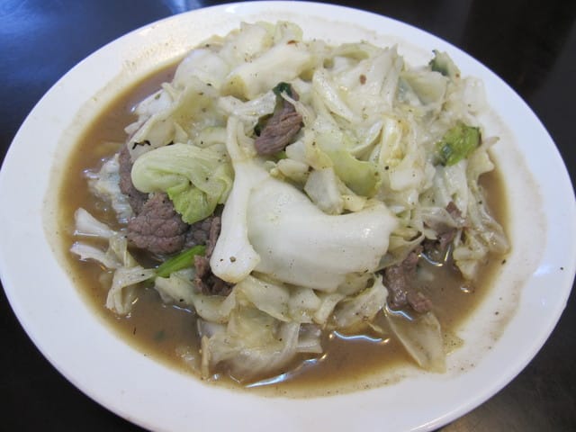 墾丁好吃在墾丁——小牛村牛肉麵 & 墾丁大街美食 & 小杜包子
