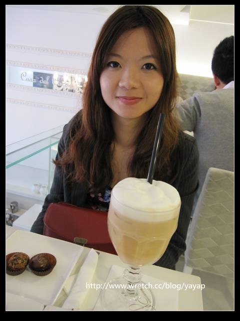 台北美食 東區 裝潢潔白優雅但對我來說吃一次就好的可可府