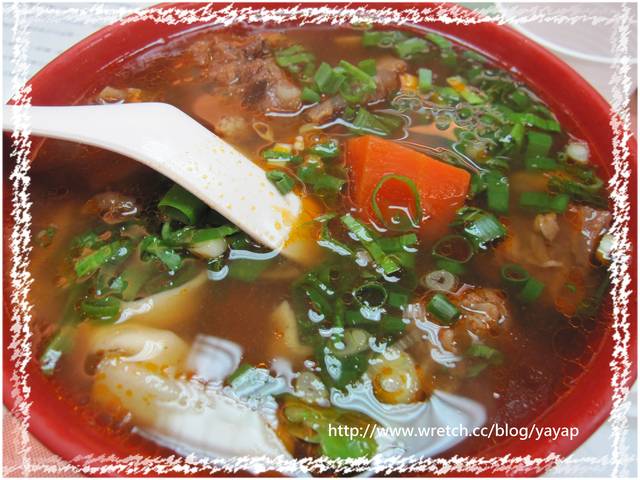 台北美食 內湖 我心中第一名的超好吃牛肉麵「通化老師傅牛雜湯」