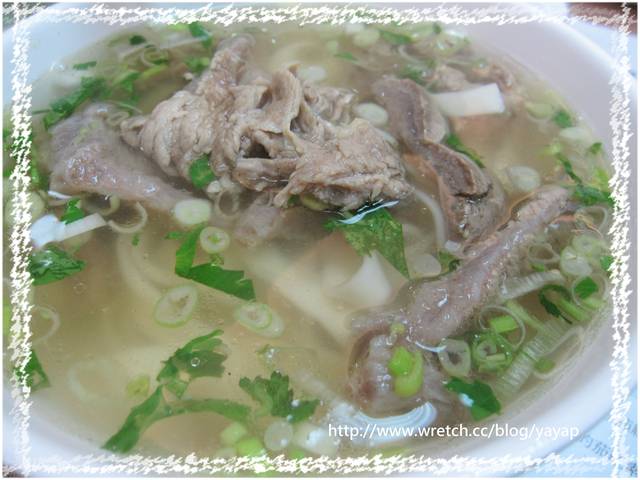 台北美食 內湖 我心中第一名的超好吃牛肉麵「通化老師傅牛雜湯」