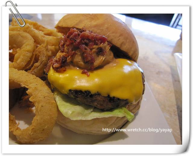 【美食】台北久仰大名的發福廚房Bravo Burger(市民店)
