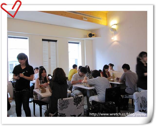 【美食】台北第一次吃到蜜糖吐司好歡喜之R9 Cafe