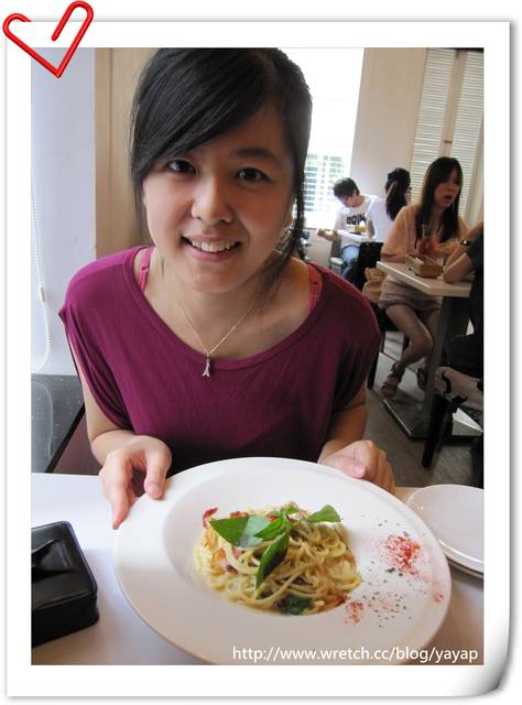 【美食】台北第一次吃到蜜糖吐司好歡喜之R9 Cafe