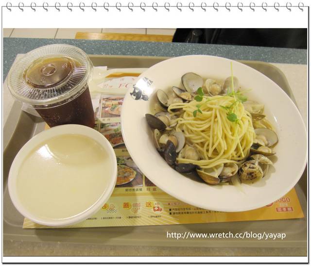 【美食】台北忠孝SOGO美食街隨意吃!築地銀章魚燒、MANA PASTA