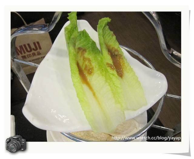 【美食】高雄偶然的大餐小約會!夢時代凱蒂諾味燒肉鍋物。