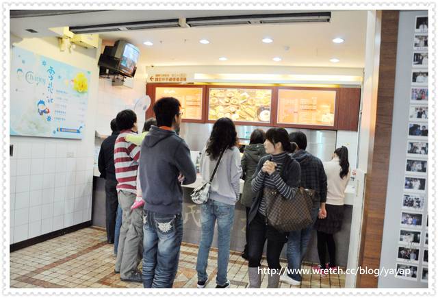 【美食】台南養肥肥之旅(五)!安平周氏蝦捲好料真多。