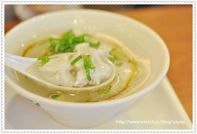 【美食】台南養肥肥之旅(五)!安平周氏蝦捲好料真多。