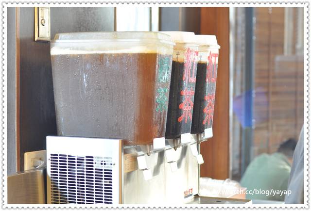 【美食】台南養肥肥之旅(五)!安平周氏蝦捲好料真多。