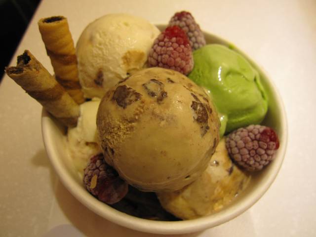 【甜點】最喜歡但有點貴的冰淇淋!Haagen-Dazs。 - 第51張圖 【甜點】最喜歡但有點貴的冰淇淋!Haagen-Dazs。