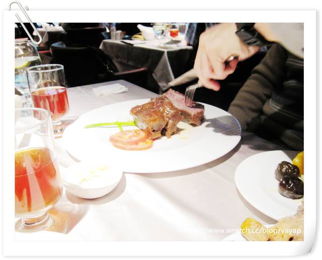 【美食】第二次吃還是覺得好好吃唷!台北捷運中山站王品牛排。