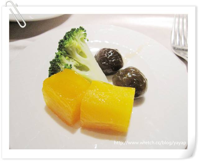 【美食】第二次吃還是覺得好好吃唷!台北捷運中山站王品牛排。