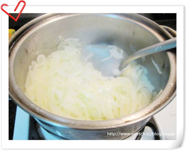 【Cook】簡單又好吃的牛肉咖哩飯&可以開店的洋蔥湯! - 第19張圖 【Cook】簡單又好吃的牛肉咖哩飯&可以開店的洋蔥湯!