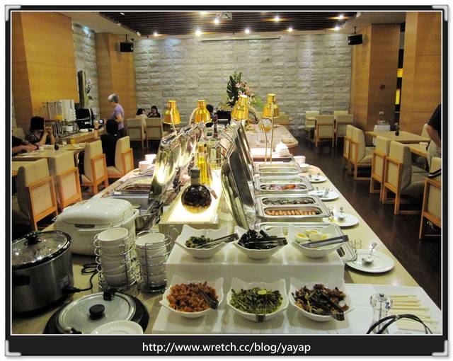 【台北】地點好、房間舒服、早餐又豐盛,柔美商務飯店。