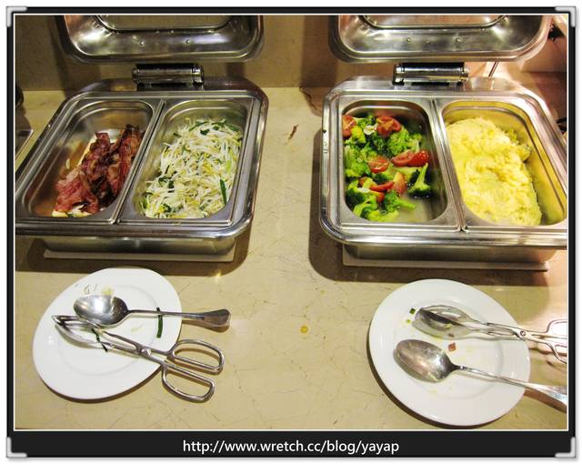 【台北】地點好、房間舒服、早餐又豐盛,柔美商務飯店。