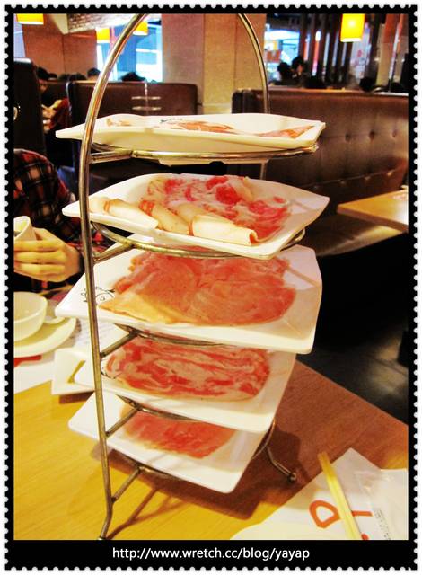 【美食】台北公館台電大樓,頂級麻辣養生鍋吃到飽-小蒙牛。