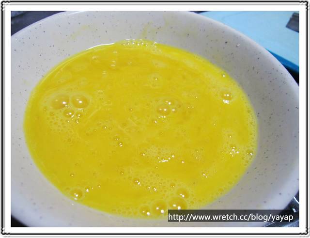 【Cook】簡單好吃的電鍋料理,香菇燒賣&鳳凰鮮蝦捲。 - 第5張圖 【Cook】簡單好吃的電鍋料理,香菇燒賣&鳳凰鮮蝦捲。