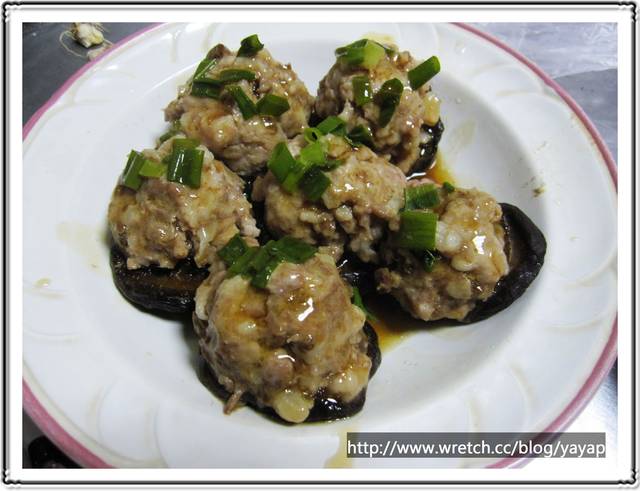 【Cook】簡單好吃的電鍋料理,香菇燒賣&鳳凰鮮蝦捲。 - 第23張圖 【Cook】簡單好吃的電鍋料理,香菇燒賣&鳳凰鮮蝦捲。
