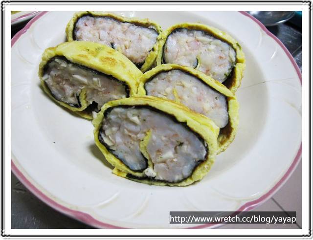 【Cook】簡單好吃的電鍋料理,香菇燒賣&鳳凰鮮蝦捲。 - 第11張圖 【Cook】簡單好吃的電鍋料理,香菇燒賣&鳳凰鮮蝦捲。