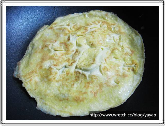 【Cook】簡單好吃的電鍋料理,香菇燒賣&鳳凰鮮蝦捲。 - 第6張圖 【Cook】簡單好吃的電鍋料理,香菇燒賣&鳳凰鮮蝦捲。