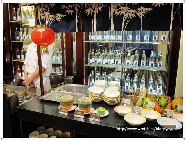 【高雄】 蓮潭國際會館住不膩,超澎湃的荷漾西式自助餐!