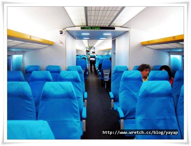 【上海】一路從浦東機場衝進市區!磁浮列車輕飄飄初體驗