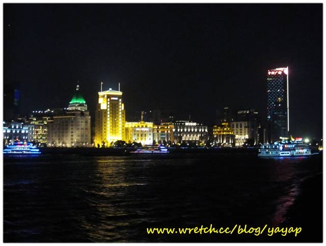 【上海】人潮洶湧的陸家嘴,來逛逛正大廣場&南濱江好美的夜景