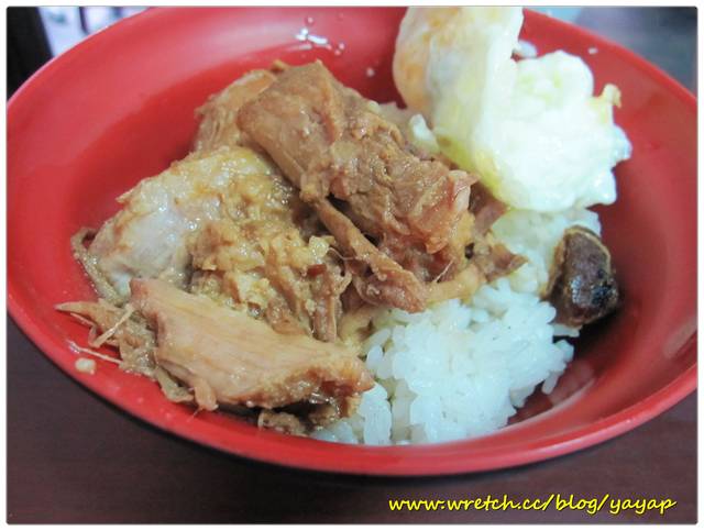 【美食】高雄美味的40年老店,華喜爌肉飯
