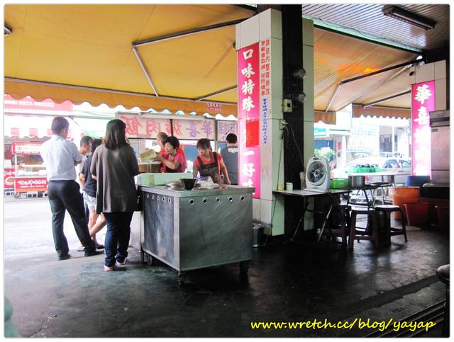 【美食】高雄美味的40年老店,華喜爌肉飯
