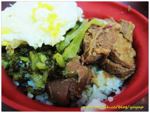 【美食】高雄美味的40年老店,華喜爌肉飯
