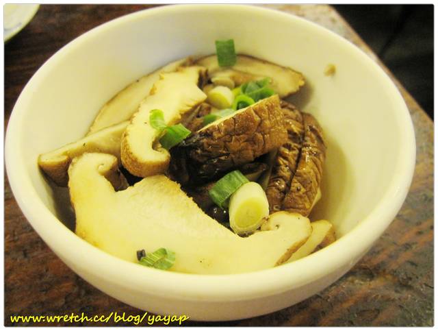 【美食】座無虛席的排隊鰻魚飯在這兒,台北七條通肥前屋