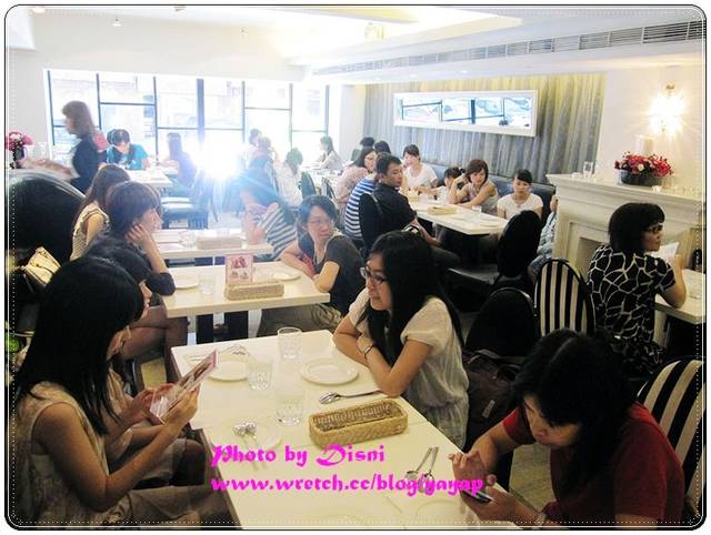【美食】終於來大吃Dazzling Cafe了,台北東區Pink&Mint - 第4張圖 【美食】終於來大吃Dazzling Cafe了,台北東區Pink&Mint