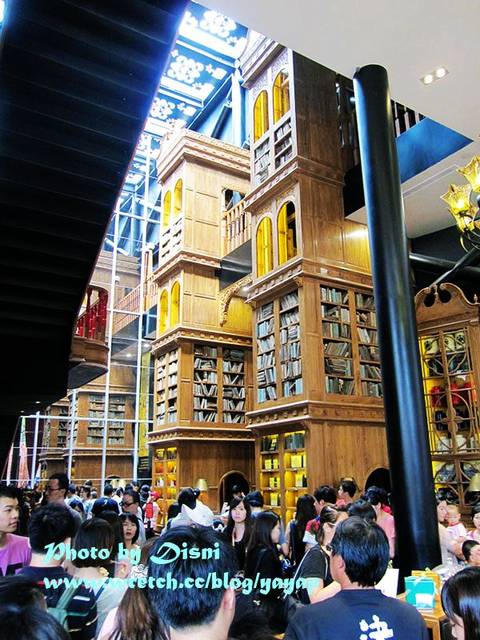 【台中】超有名起士蛋糕日出旗艦店,像霍格華茲圖書館的宮原眼科 - 第7張圖 【台中】超有名起士蛋糕日出旗艦店,像霍格華茲圖書館的宮原眼科