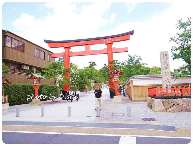 【日本關西】Day4京都奈良前往伏見稻荷、周邊地圖資訊&參道商店街、祢ざめ家(現烤美味鰻魚飯)、伏見稻荷大社&狐狸神&千本鳥居(藝妓回憶錄場景) - 第5張圖 伏見稻荷 (3)