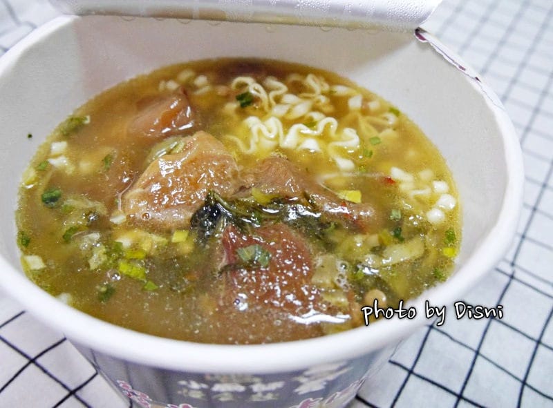 【網購/超商】南僑小廚師慢食麵即泡即食牛肉麵,點水樓監製料多好吃 - 第9張圖 1-9-
