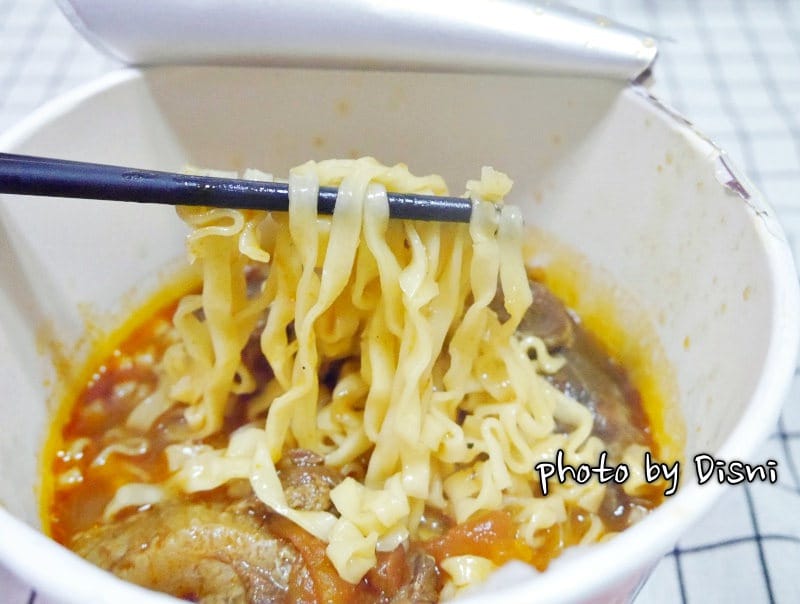 【網購/超商】南僑小廚師慢食麵即泡即食牛肉麵,點水樓監製料多好吃 - 第5張圖 1-4