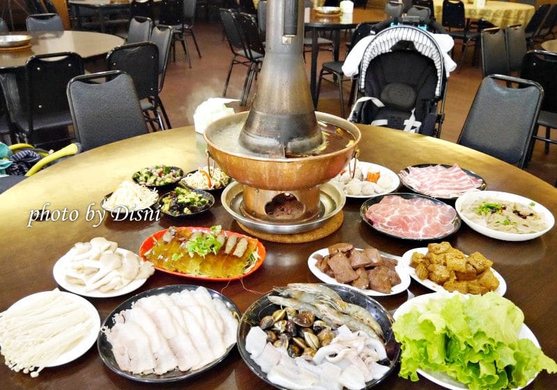 【台中北屯火鍋】小瀋陽酸菜白肉鍋 東北道地人來台開店美食,美味豐盛口味 食尚玩家推薦 - 第22張圖 3-1