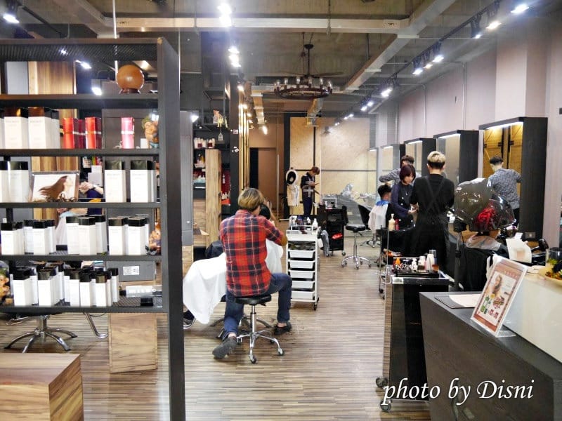【台中染髮推薦】VS Hair salon設計師Sam逢甲附近髮廊,染髮、護髮量身訂做 - 第5張圖 1-4