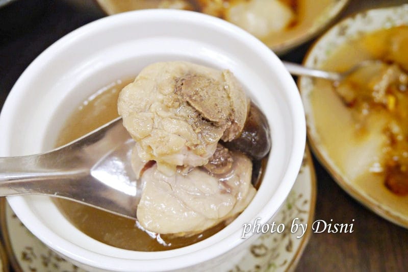 【台中北區美食】斗六鄧肉圓台中分店 近一中超美味小吃推薦,銅板價格大大享受 甜不辣/肉燥飯/小鮮肉拌麵/小菜 - 第19張圖 3-1