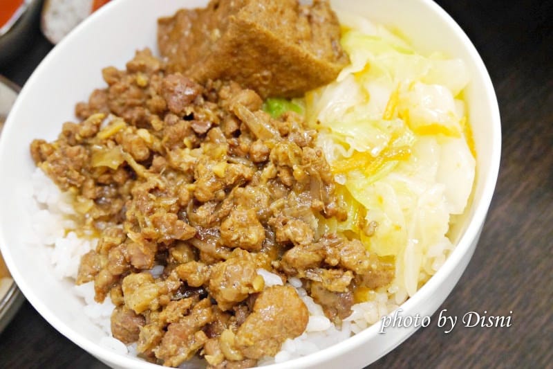 【台中北區美食】斗六鄧肉圓台中分店 近一中超美味小吃推薦,銅板價格大大享受 甜不辣/肉燥飯/小鮮肉拌麵/小菜 - 第15張圖 2-6