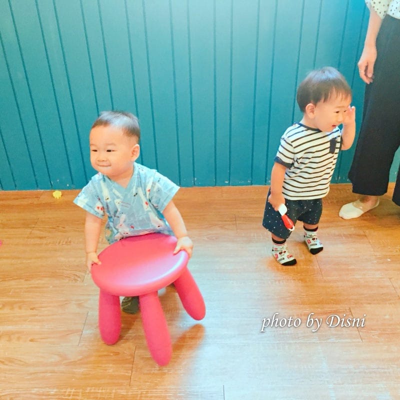 【台中親子餐廳】稞枓咖啡廚房熱門親子餐廳推薦,溜滑梯、沙坑、戶外遊戲區、室內遊戲區 - 第29張圖 3-6 稞枓放電日_180627_0022