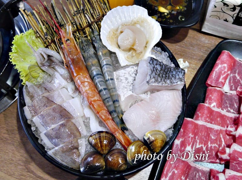 【台中美食】瀧厚鍋物 東山店大份量肉盤厚切超滿足,特色湯頭多重選擇 - 第22張圖 3-5