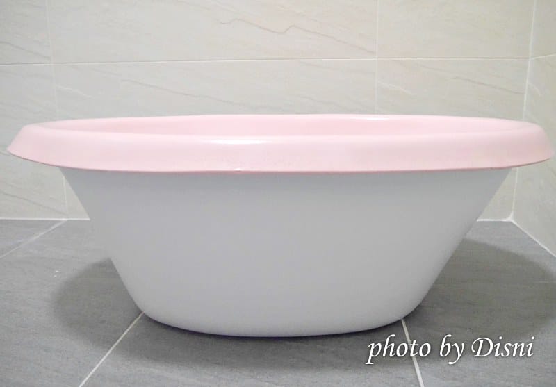 【寶寶用品】Sobble棉花糖保溫澡盆幫寶寶洗澡的好幫手,醫療級材質嬰幼兒澡盆推薦 - 第5張圖 1-4