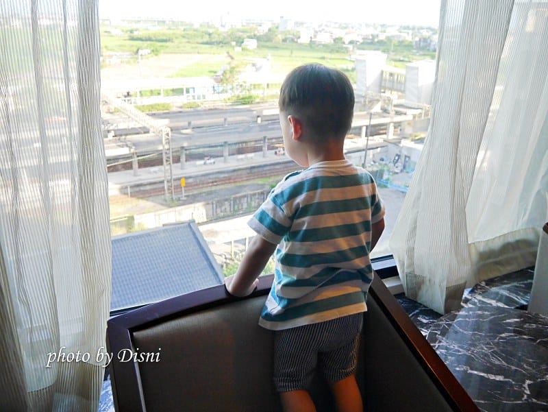 【宜蘭住宿】親子旅行兩天一夜 川湯春天旗艦館 超新開幕,礁溪火車站旁 設施滿滿完全不用出門 兒童遊戲室/泡湯戲水區/豐富buffet餐點 - 第13張圖 2-1