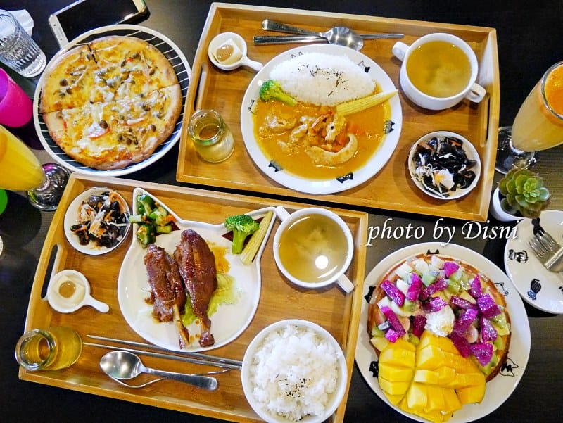 【宜蘭美食】熊與喵咖啡 文青網美風格輕食咖啡廳,餐點好吃環境舒適 親子遊戲休息地點 - 第30張圖 3-6