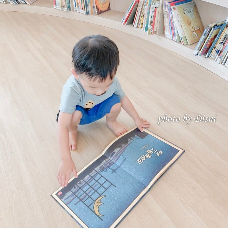 台中免費親子好去處:童書圖書館、眾多熱門玩具、超大型廚房及菜市場仿真食材,質感好、人員親切、環境美又舒服 - 第25張圖 2-2 S__164945955