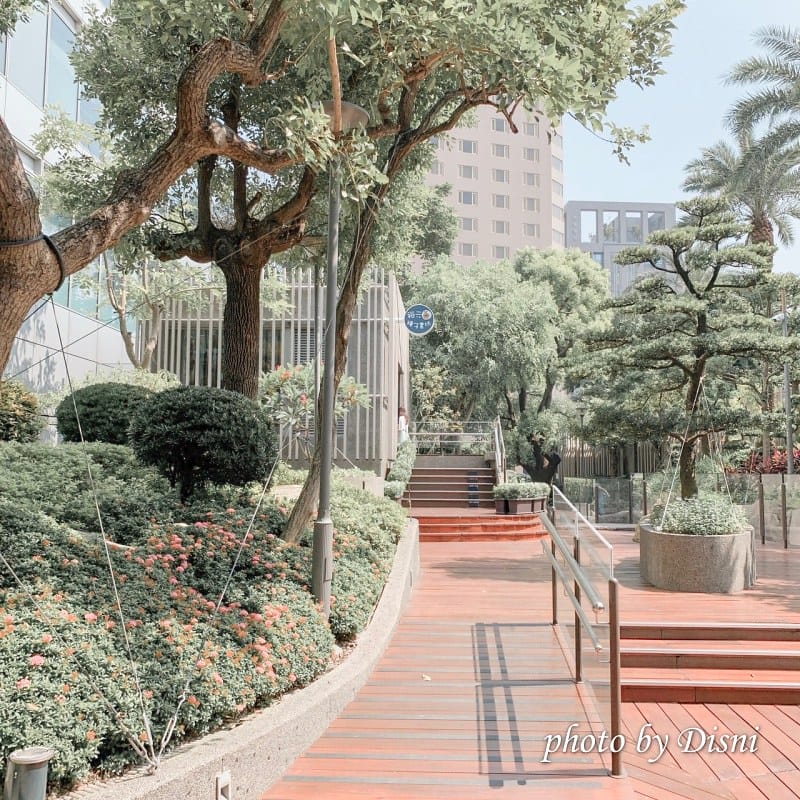 台中免費親子好去處:童書圖書館、眾多熱門玩具、超大型廚房及菜市場仿真食材,質感好、人員親切、環境美又舒服 - 第27張圖 2-4